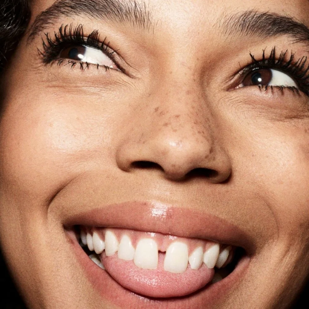 FENTY BEAUTY HELLA THICC VOLUMIZING MASCARA.